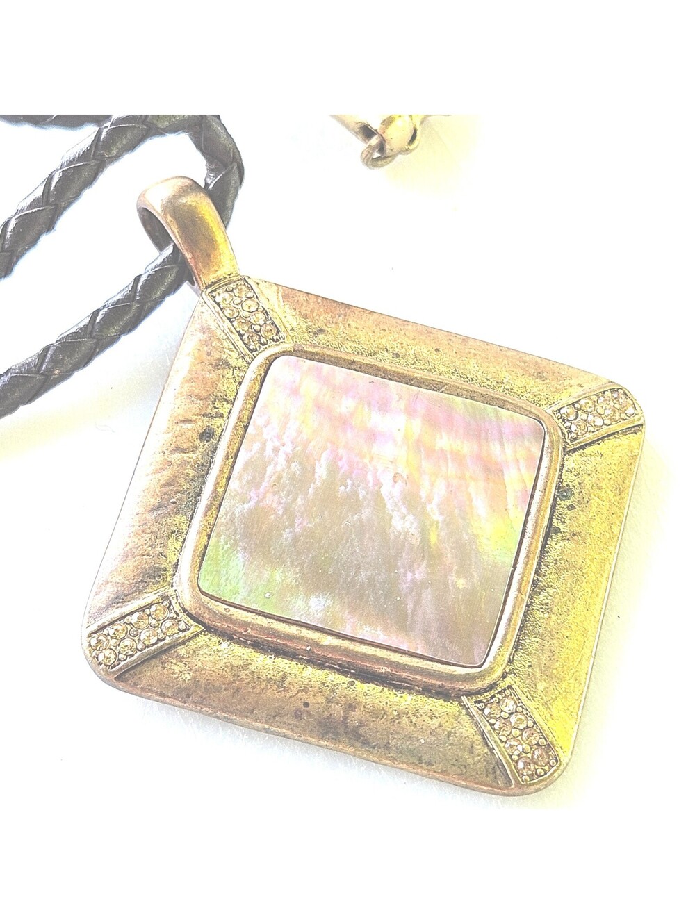Vintage Coldwater Creek Mother of Pearl Gold Tone Necklace Brown Leather Cord